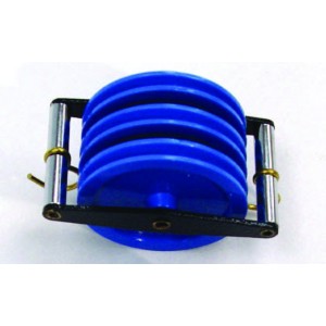 Plastic 2 hook triple pulley